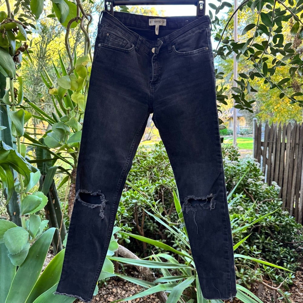 Mango ISA cropped distressed Skinny Jeans